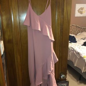 *NEVER BEEN WORN* Low-high pink ruffle dress